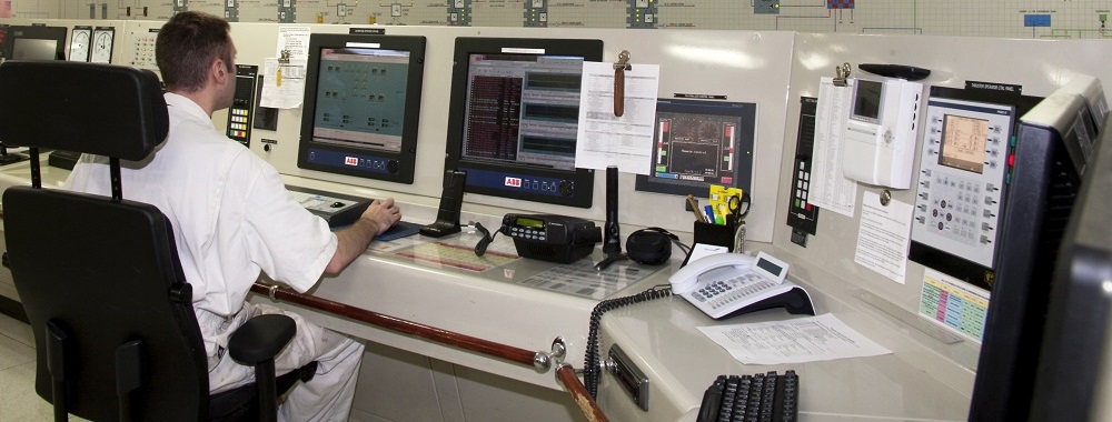 1000x380 Engine Control Room
