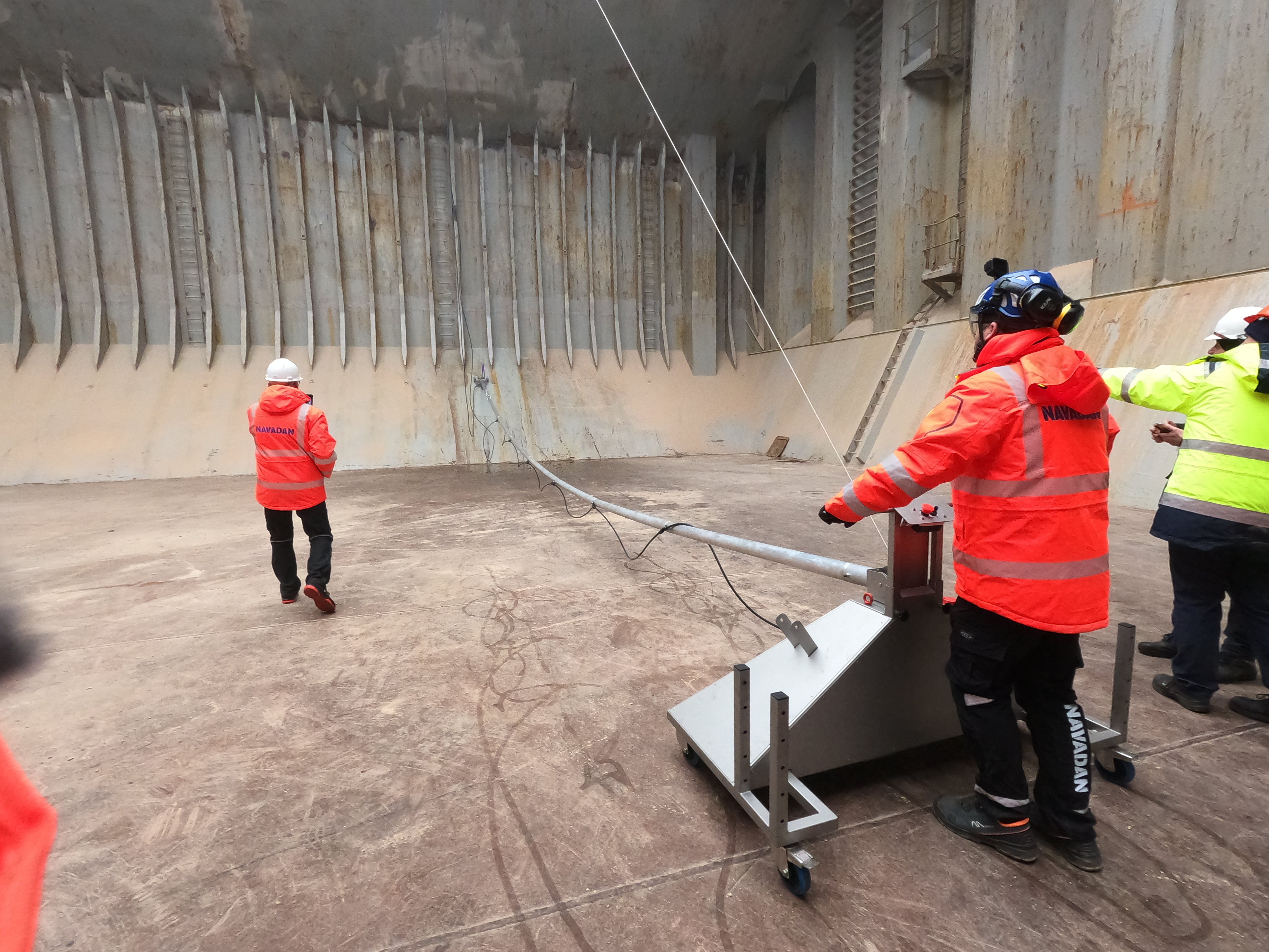 Navadan cargo hold cleaning solution in action