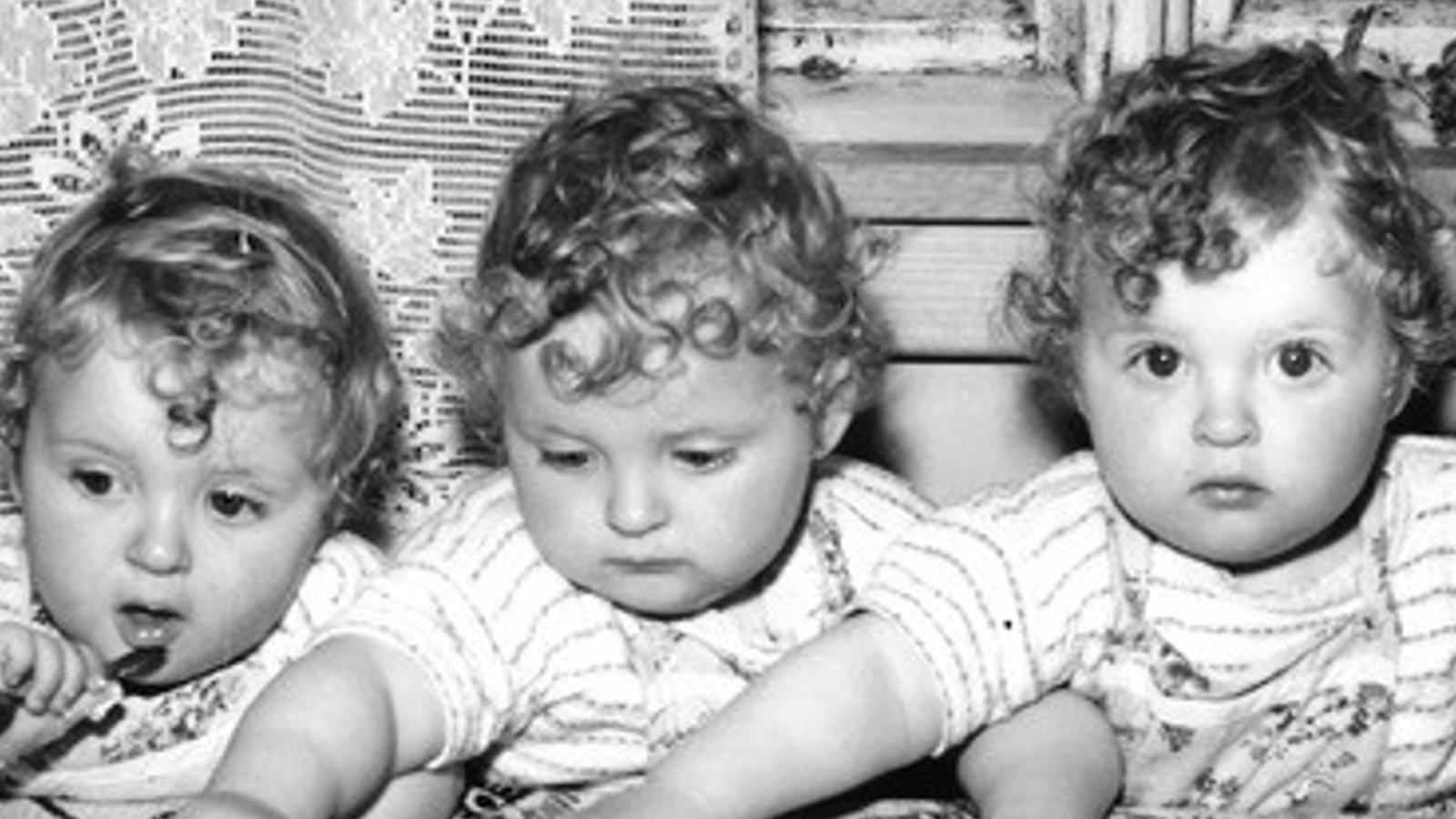 Triplets baby photo_heroimage