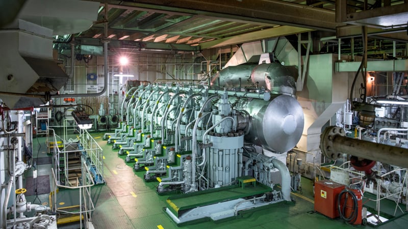 Vessel engine