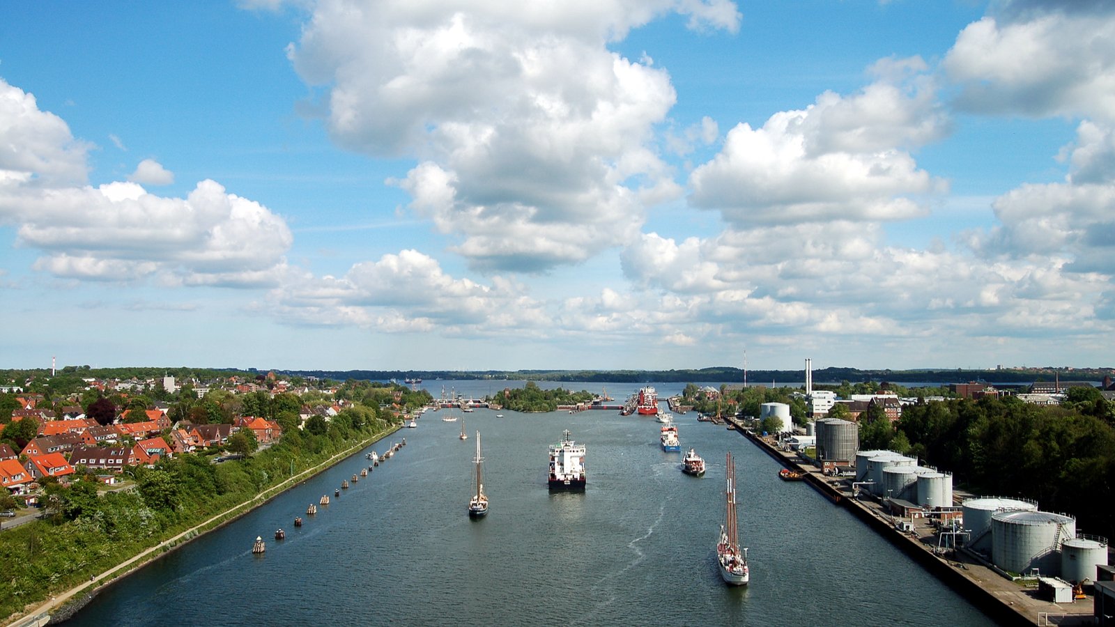 1600 x 900 Kiel Canal 1600 x 900 Kiel Canal