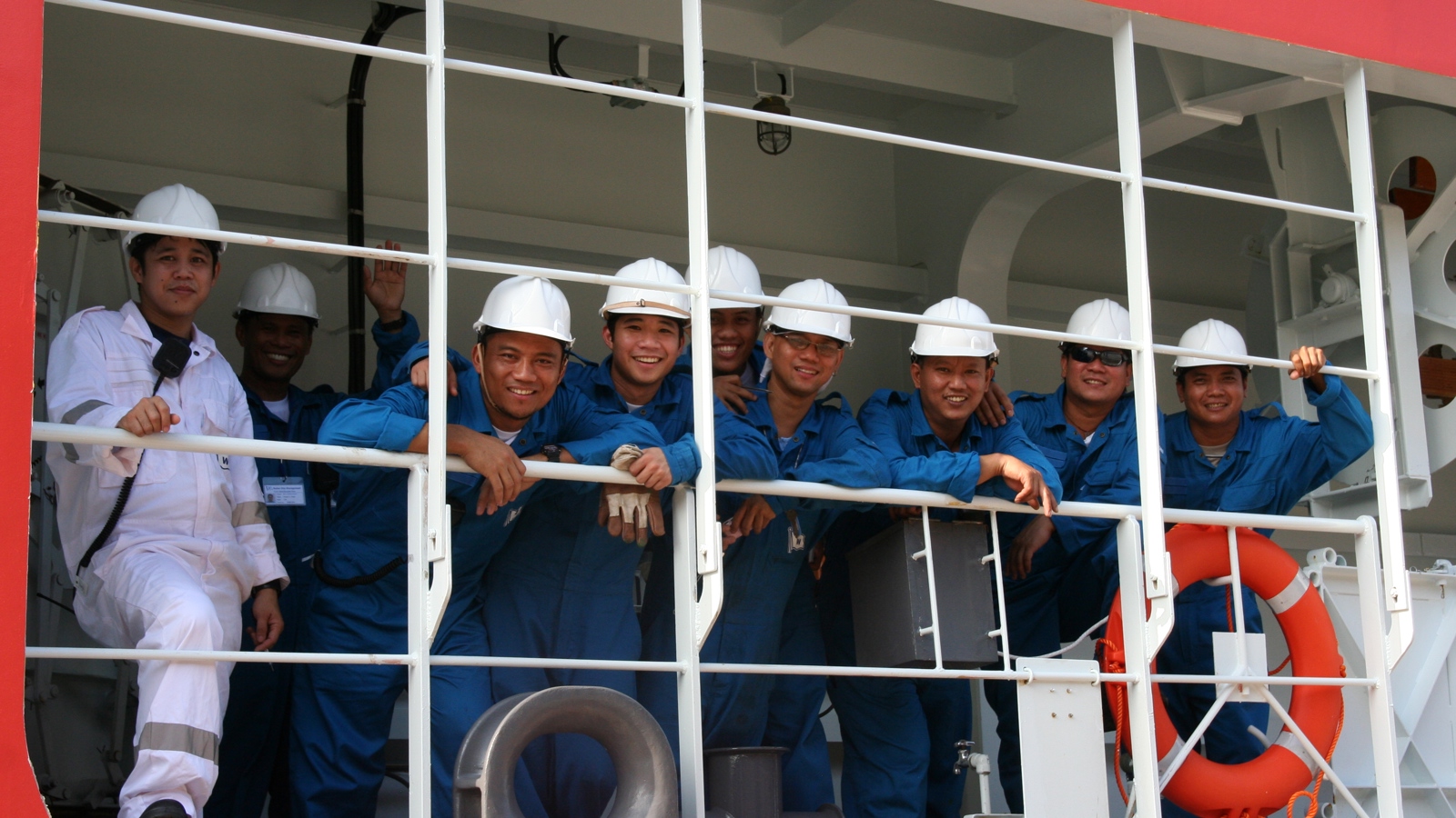 Hanza marine management. Ship Crew Management software. Seatrade ship's Crew Organization. V.ships Seafarer Performance Appraisal